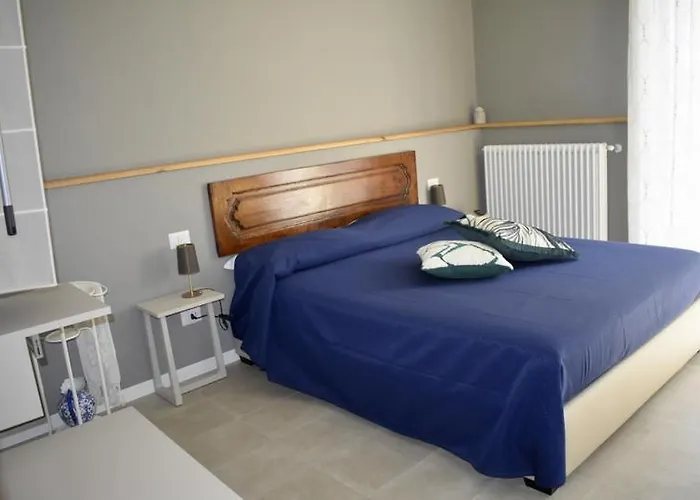 Il Trovatore Frühstückspension 3*